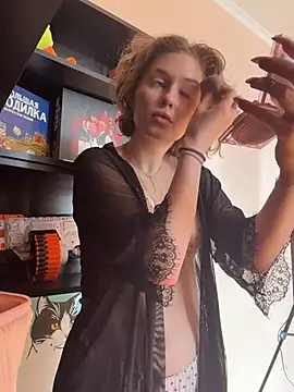 KellyKeler online show from February 20, 2026, 10:39 am