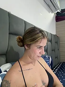 AllieYourGirl online show from April 5, 2026, 12:28 am