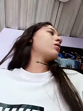 Snapshot of Arii_collins1 chatting on November 6, 2025, 6:23 pm Arii collins1 online show from November 6, 2025, 6:23 pm