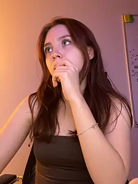 Snapshot of Nora__Ray chatting on October 1, 2025, 7:40 pm Nora Ray online show from October 1, 2025, 7:40 pm