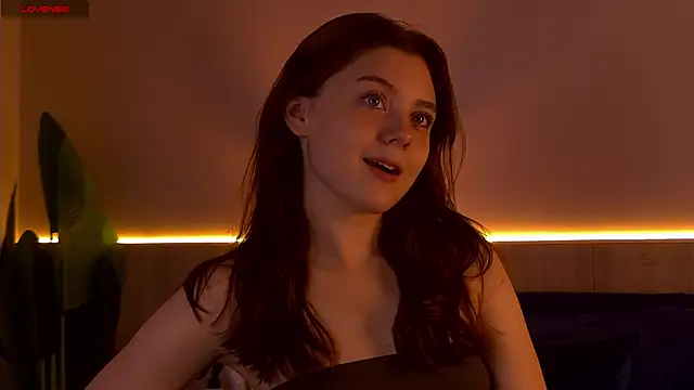 Snapshot of Nora__Ray chatting on September 26, 2025, 11:33 pm Nora Ray online show from September 26, 2025, 11:33 pm