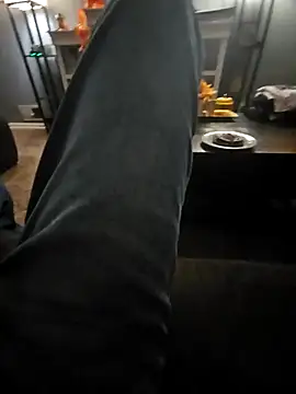 Sampzon online show from October 28, 2025, 12:11 am