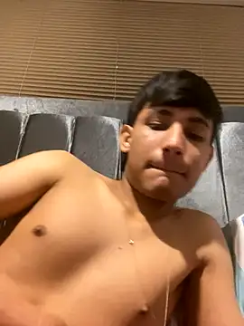 Snapshot of cody_fox10 chatting on September 17, 2025, 5:04 pm cody fox10 online show from September 17, 2025, 5:04 pm