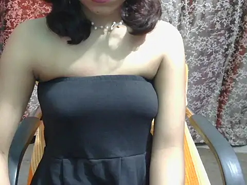 Snapshot of lovely_soniya chatting on April 17, 2026, 5:32 am lovely soniya online show from April 17, 2026, 5:32 am