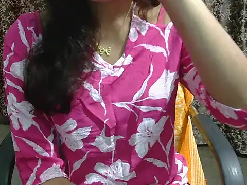 Snapshot of lovely_soniya chatting on March 21, 2026, 8:19 am lovely soniya online show from March 21, 2026, 8:19 am