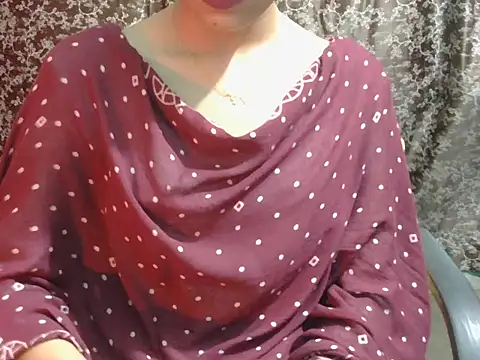Snapshot of lovely_soniya chatting on May 20, 2026, 5:59 am lovely soniya online show from May 20, 2026, 5:59 am