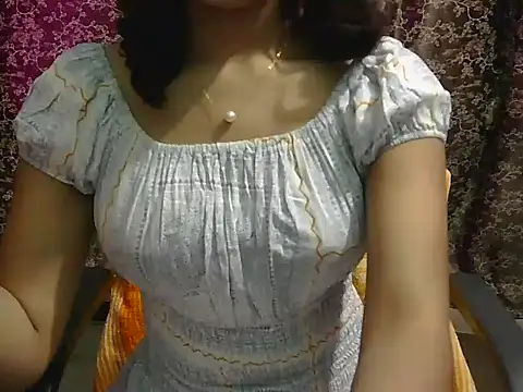 Snapshot of lovely_soniya chatting on April 21, 2026, 5:58 am lovely soniya online show from April 21, 2026, 5:58 am