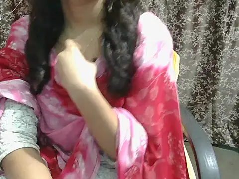 Snapshot of lovely_soniya chatting on February 3, 2026, 6:51 am lovely soniya online show from February 3, 2026, 6:51 am