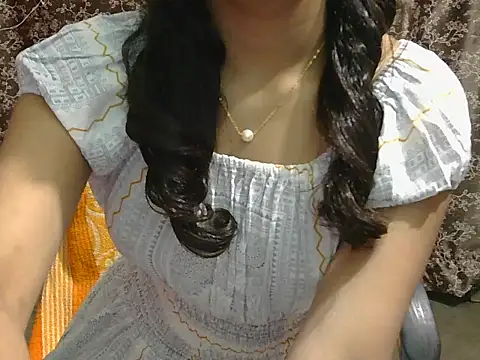 Snapshot of lovely_soniya chatting on February 14, 2026, 6:13 am lovely soniya online show from February 14, 2026, 6:13 am