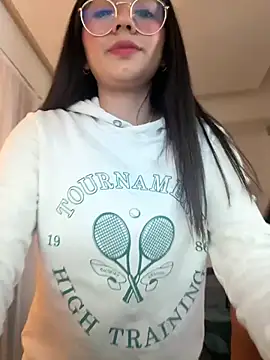 Snapshot of Michelle_Zoe chatting on November 30, 2025, 4:57 am Michelle Zoe online show from November 30, 2025, 4:57 am