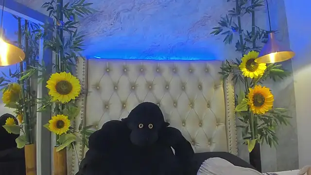 Snapshot of LittleeJaz chatting on October 27, 2025, 3:07 am LittleeJaz online show from October 27, 2025, 3:07 am