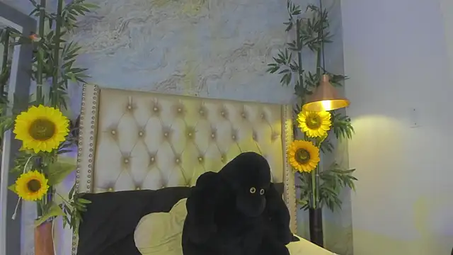 Snapshot of LittleeJaz chatting on November 10, 2025, 4:06 am LittleeJaz online show from November 10, 2025, 4:06 am