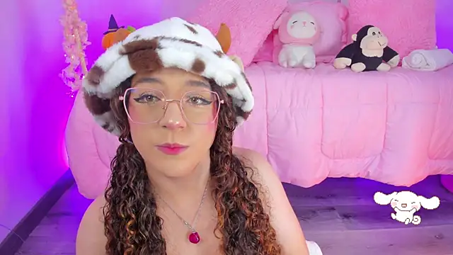 Snapshot of hannacutegod chatting on October 29, 2025, 6:23 am hannacutegod online show from October 29, 2025, 6:23 am