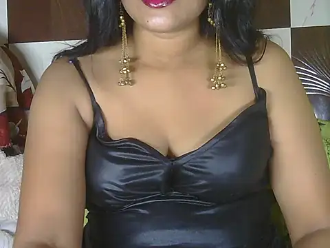 Snapshot of hotee_bhabi chatting on July 12, 2026, 3:13 pm hotee bhabi online show from July 12, 2026, 3:13 pm