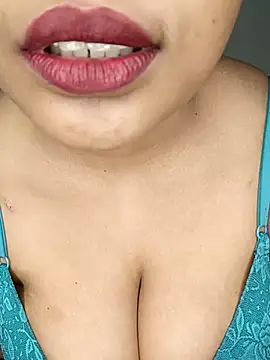 sex-withcouple online show from February 27, 2026, 3:07 am