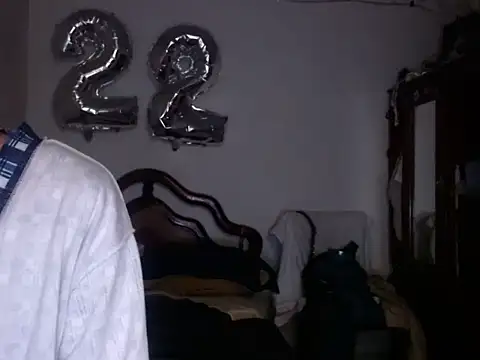 Valentina bss online show from December 4, 2025, 1:32 pm