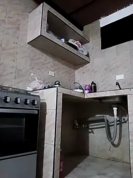 Fernanda30 online show from December 3, 2025, 2:49 pm