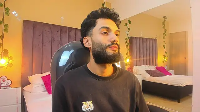 Snapshot of Ryan_Jackson_ chatting on November 27, 2025, 4:46 am Ryan Jackson online show from November 27, 2025, 4:46 am