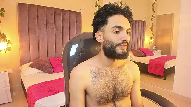 Snapshot of Ryan_Jackson_ chatting on November 25, 2025, 4:24 am Ryan Jackson online show from November 25, 2025, 4:24 am