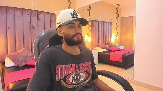 Snapshot of Ryan_Jackson_ chatting on October 29, 2025, 8:13 am Ryan Jackson online show from October 29, 2025, 8:13 am