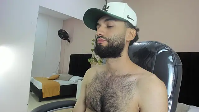 Snapshot of Ryan_Jackson_ chatting on November 9, 2025, 3:43 am Ryan Jackson online show from November 9, 2025, 3:43 am