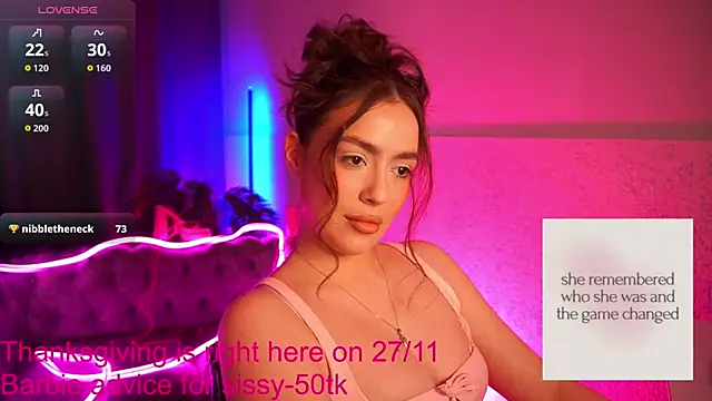 Snapshot of EmiliyaRoude chatting on November 22, 2025, 1:32 pm EmiliyaRoude online show from November 22, 2025, 1:32 pm