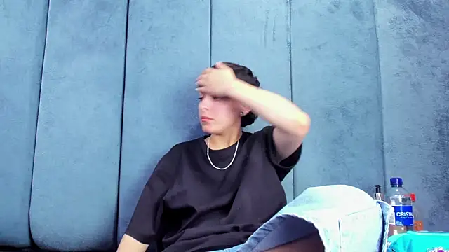 Snapshot of Megan_Thompson_ chatting on February 28, 2026, 2:22 am Megan Thompson online show from February 28, 2026, 2:22 am