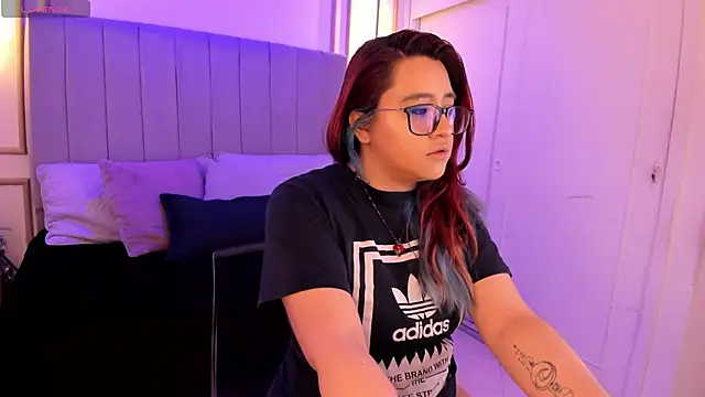 Snapshot of Cherry_blush_ chatting on September 27, 2025, 1:06 pm Cherry blush online show from September 27, 2025, 1:06 pm