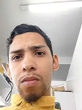 Snapshot of Oqui chatting on February 26, 2026, 5:35 pm Oqui online show from February 26, 2026, 5:35 pm