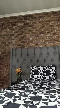 Snapshot of Ebony-Mistique chatting on February 14, 2026, 8:09 pm Ebony-Mistique online show from February 14, 2026, 8:09 pm