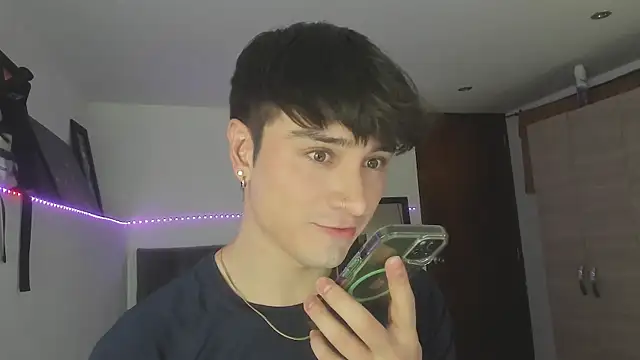 Snapshot of stevve_14 chatting on November 7, 2025, 3:55 am stevve 14 online show from November 7, 2025, 3:55 am