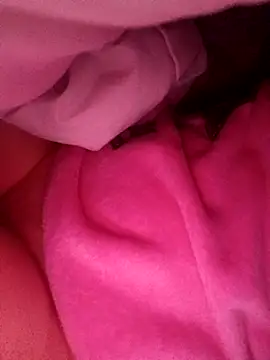 Hottiesophie online show from April 6, 2026, 4:46 am