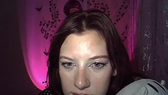 Lily Ember online show from October 24, 2025, 10:53 pm