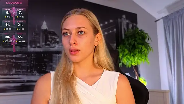 Snapshot of ChristyMarshall chatting on October 1, 2025, 4:44 pm ChristyMarshall online show from October 1, 2025, 4:44 pm