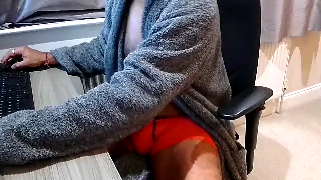 rogamuffin online show from November 15, 2025, 12:36 am