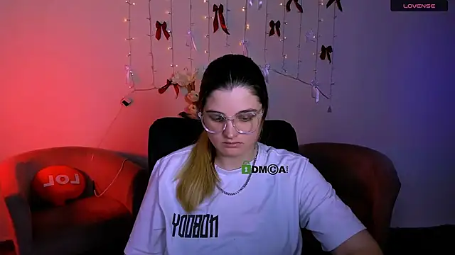 Snapshot of inga_gree chatting on February 4, 2026, 8:15 pm inga gree online show from February 4, 2026, 8:15 pm