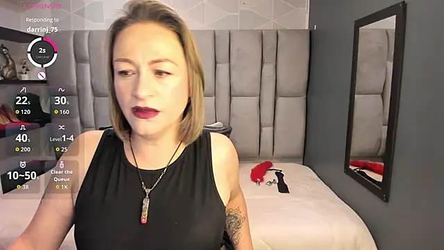 Snapshot of Charlot_milf chatting on May 30, 2026, 11:16 am Charlot milf online show from May 30, 2026, 11:16 am
