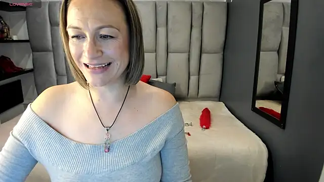 Snapshot of Charlot_milf chatting on May 4, 2026, 12:52 pm Charlot milf online show from May 4, 2026, 12:52 pm