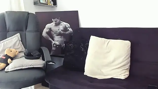 Snapshot of Marck_Mathews chatting on September 17, 2025, 4:42 pm Marck Mathews online show from September 17, 2025, 4:42 pm