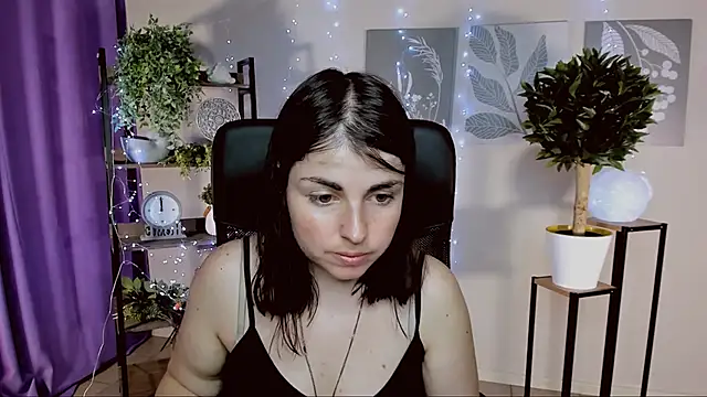 MartaEdams online show from March 30, 2026, 6:15 am