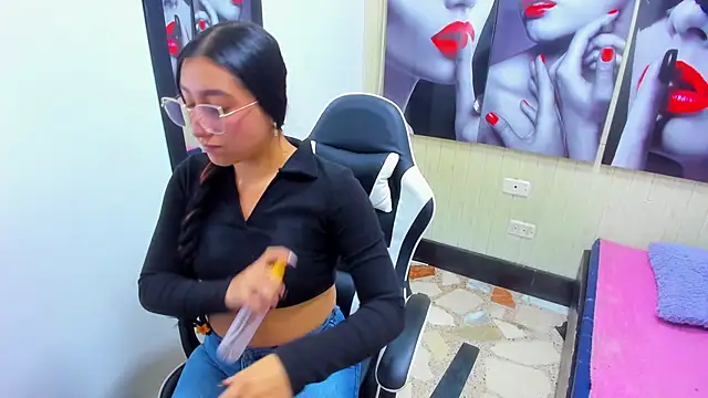 Snapshot of miaa_scott7 chatting on November 11, 2025, 3:07 pm miaa scott7 online show from November 11, 2025, 3:07 pm