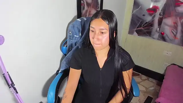 Snapshot of miaa_scott7 chatting on October 31, 2025, 12:24 pm miaa scott7 online show from October 31, 2025, 12:24 pm