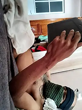 Snapshot of wolfsexmxn chatting on September 16, 2025, 5:36 pm wolfsexmxn online show from September 16, 2025, 5:36 pm