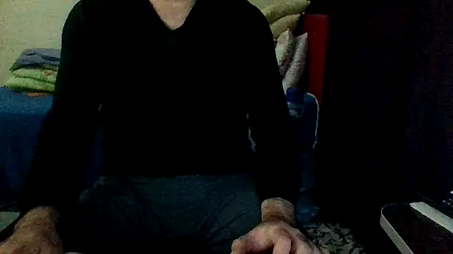 Snapshot of st206boy chatting on December 20, 2025, 12:46 am st206boy online show from December 20, 2025, 12:46 am