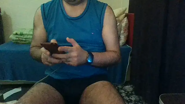 Snapshot of st206boy chatting on June 5, 2026, 12:15 am st206boy online show from June 5, 2026, 12:15 am