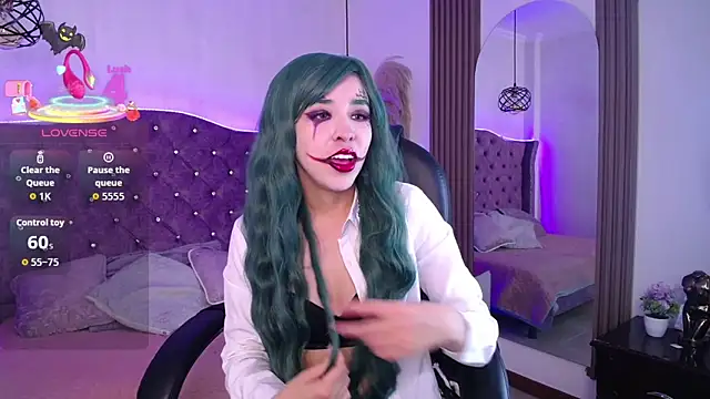 Snapshot of Amara_Davis chatting on November 6, 2025, 5:22 am Amara Davis online show from November 6, 2025, 5:22 am