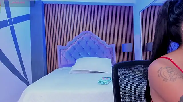 SelenaStonne online show from October 29, 2025, 7:35 pm