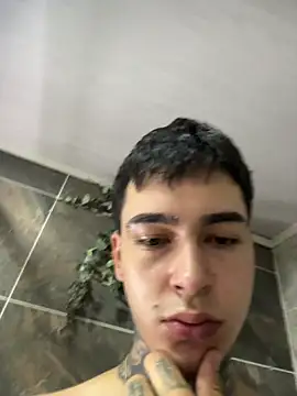 samm4044 online show from January 9, 2026, 11:00 pm