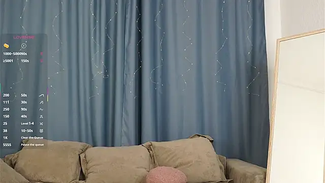 Snapshot of TaiteFairfield chatting on October 19, 2025, 7:11 am TaiteFairfield online show from October 19, 2025, 7:11 am