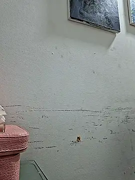 channell0 online show from February 8, 2026, 4:43 am